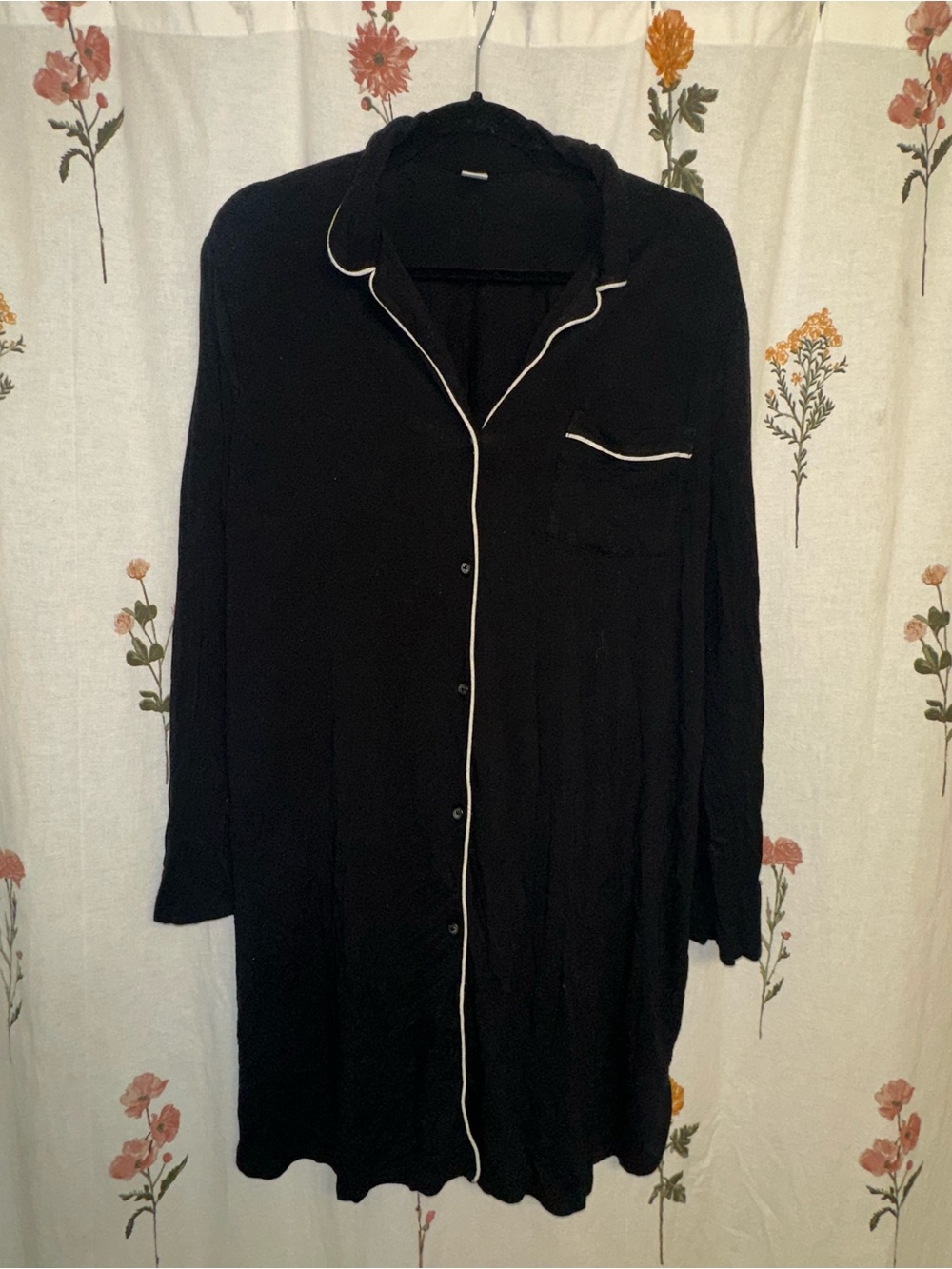 Old Navy Black Long Button-Front Sleep Shirt with White Piping